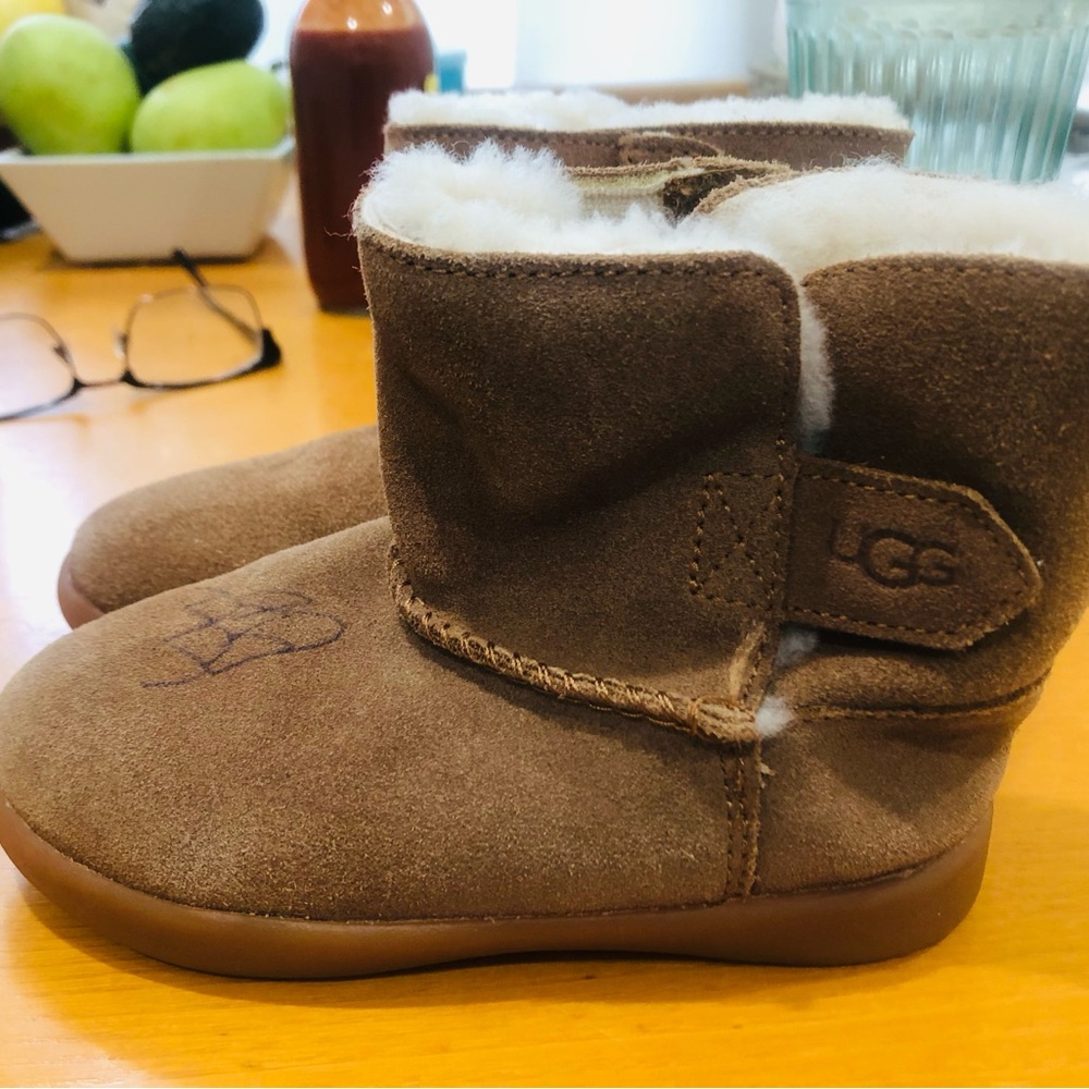 UGG Tan Suede Boots with White Shearling